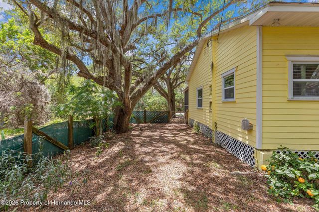 190 Osowaw Boulevard, Spring Hill, FL 34607