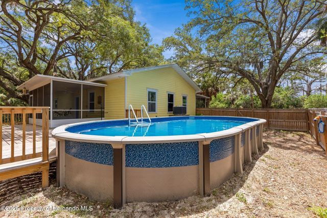 190 Osowaw Boulevard, Spring Hill, FL 34607