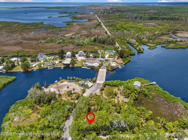 190 Osowaw Boulevard, Spring Hill, FL 34607