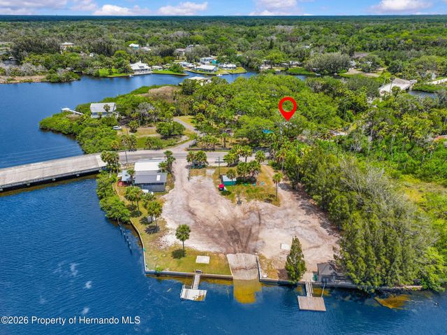 190 Osowaw Boulevard, Spring Hill, FL 34607