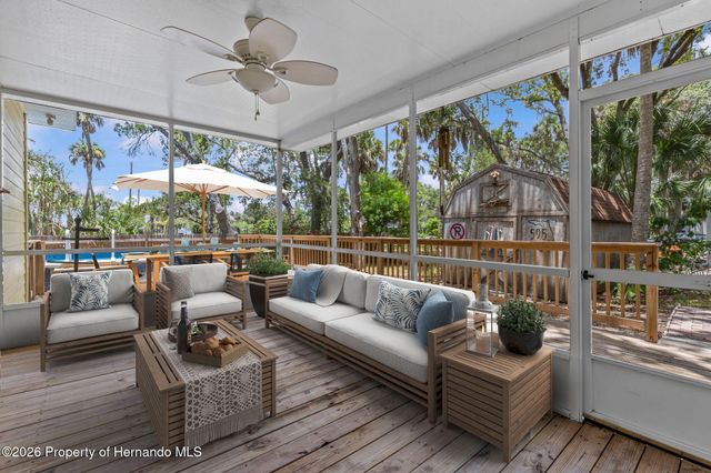 190 Osowaw Boulevard, Spring Hill, FL 34607