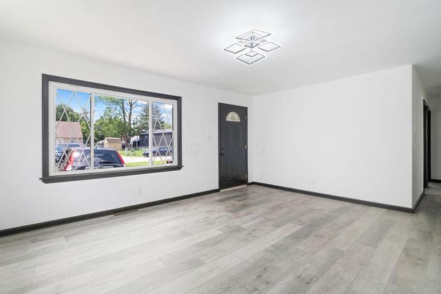 536 Pierce Avenue, Columbus, OH 43213