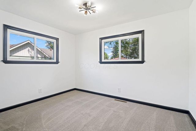 536 Pierce Avenue, Columbus, OH 43213