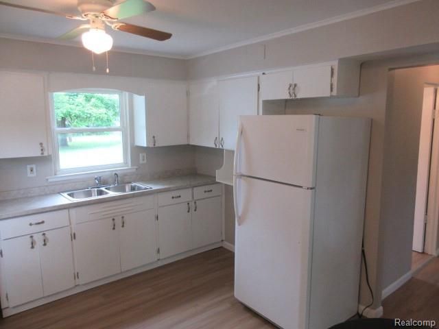 20284 Melrose Street, Southfield, MI 48075