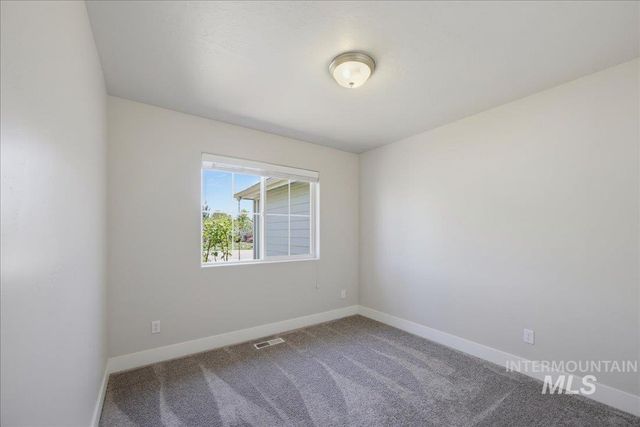 5317 W Lockner Dr, Eagle, ID 83616