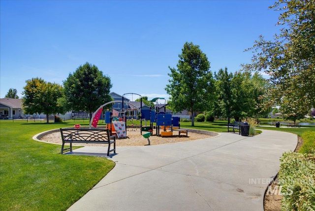 5317 W Lockner Dr, Eagle, ID 83616