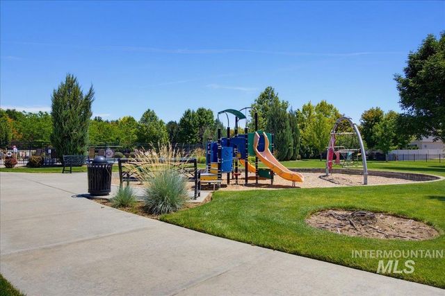 5317 W Lockner Dr, Eagle, ID 83616