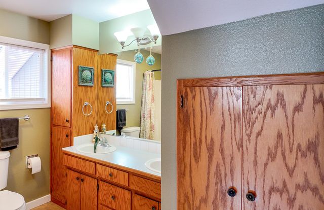 704 E 31st Ave, Spokane, WA 99203