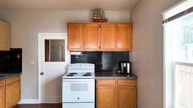 704 E 31st Ave, Spokane, WA 99203