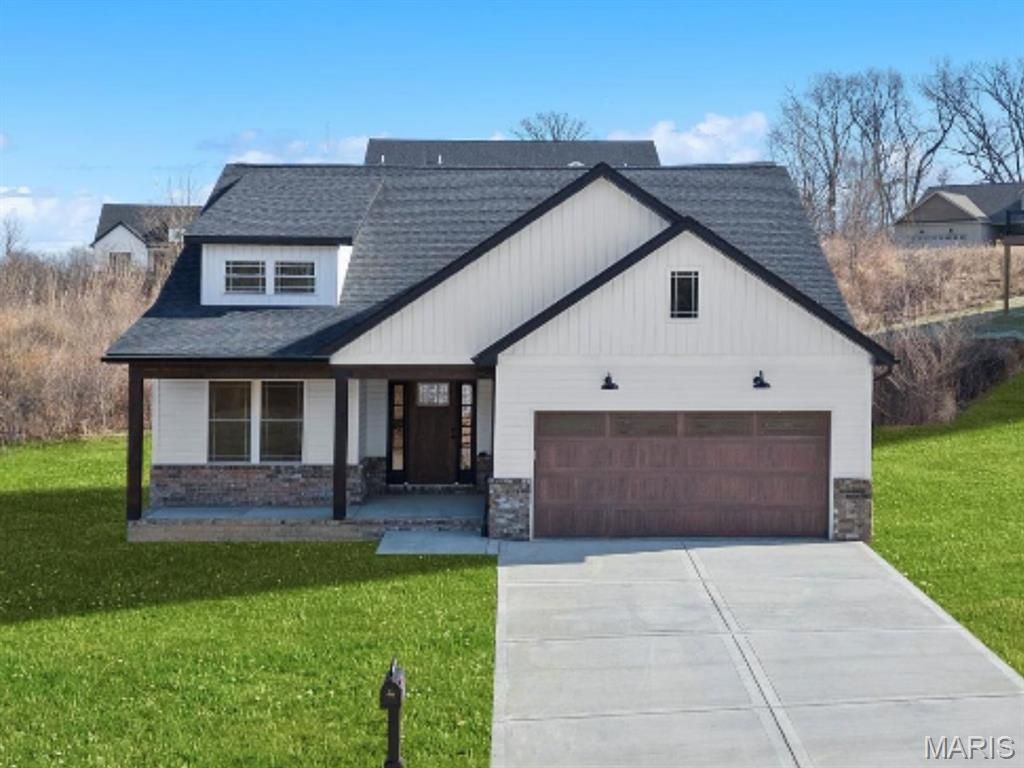 7903 Walker Meadows Drive, Collinsville, IL 62232