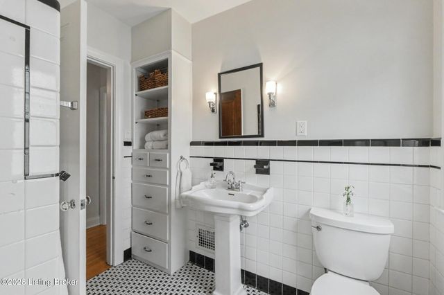 3936 Druid Hills Rd, Druid Hills, KY 40207