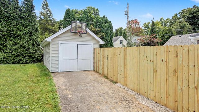 3936 Druid Hills Rd, Druid Hills, KY 40207