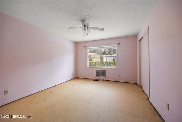 929 BORDEAU Avenue W, Jacksonville, FL 32211