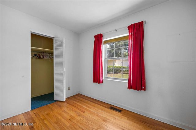 929 BORDEAU Avenue W, Jacksonville, FL 32211