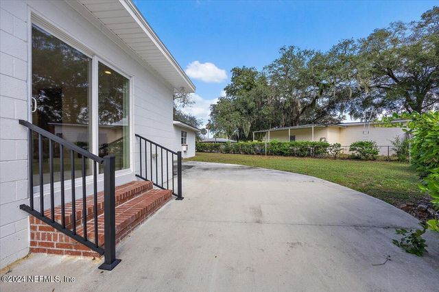 929 BORDEAU Avenue W, Jacksonville, FL 32211