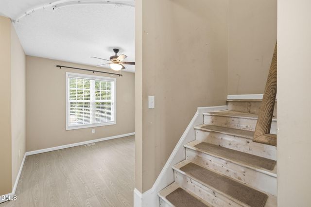 547 Lockwood Drive, Clayton, NC 27527