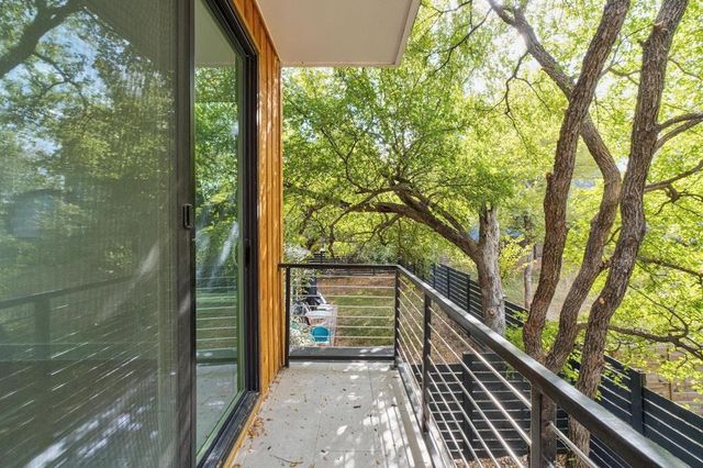 2909 E 13th ST 2, Austin, TX 78702