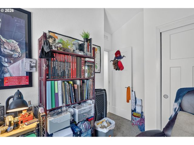 13531 CLAIRMONT Way, Oregon City, OR 97045