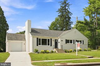 4715 FRANKLIN ST, Bethesda, MD 20814