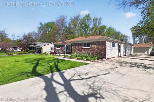 38000 Hixford Place, Westland, MI 48185