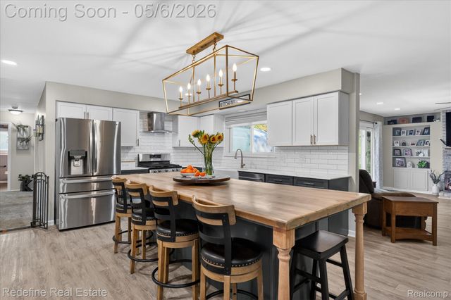 38000 Hixford Place, Westland, MI 48185