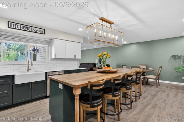 38000 Hixford Place, Westland, MI 48185