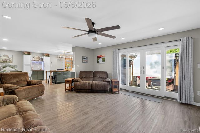 38000 Hixford Place, Westland, MI 48185