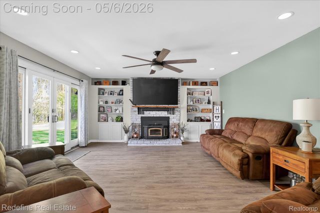 38000 Hixford Place, Westland, MI 48185