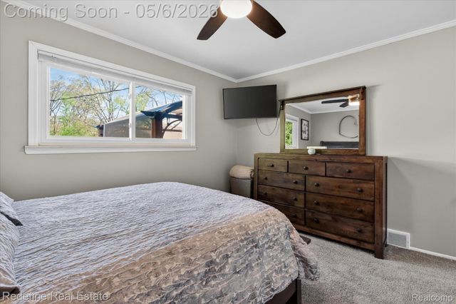 38000 Hixford Place, Westland, MI 48185