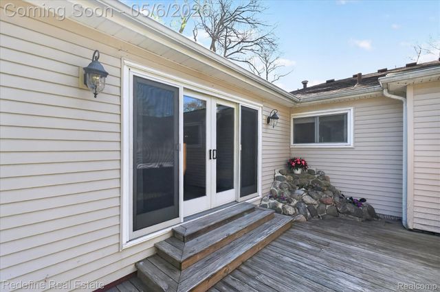 38000 Hixford Place, Westland, MI 48185
