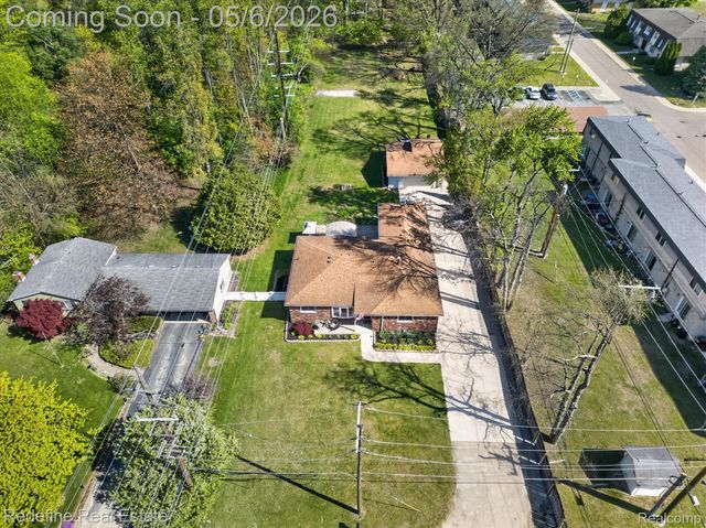 38000 Hixford Place, Westland, MI 48185
