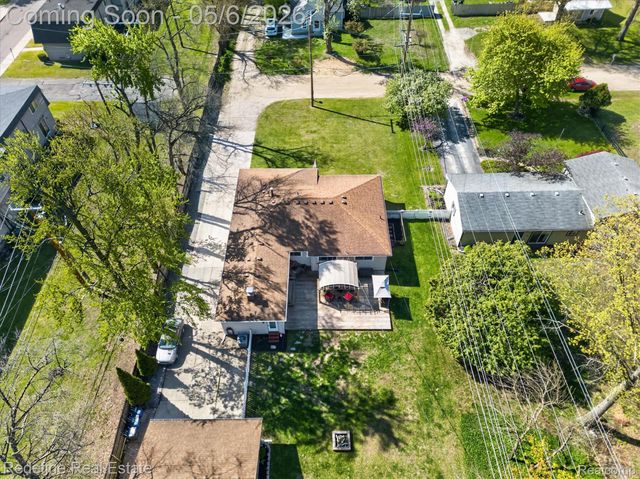 38000 Hixford Place, Westland, MI 48185