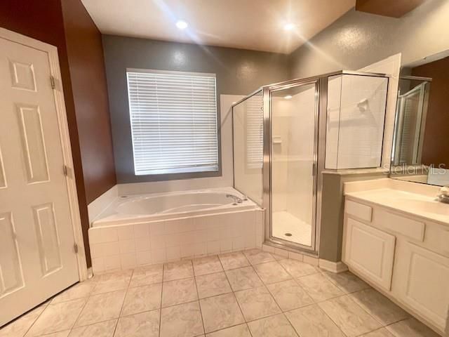 8343 TORRINGTON AVENUE, Tampa, FL 33647