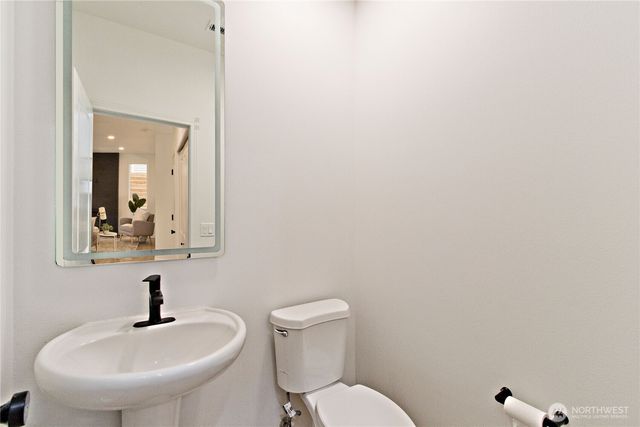 20208 90th Place S, Kent, WA 98031