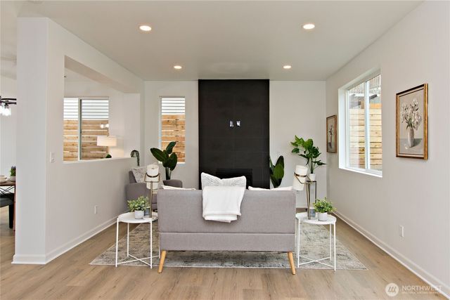 20208 90th Place S, Kent, WA 98031