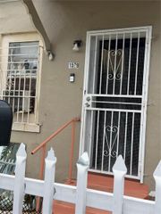 1579 NW 68th St B, Miami, FL 33147