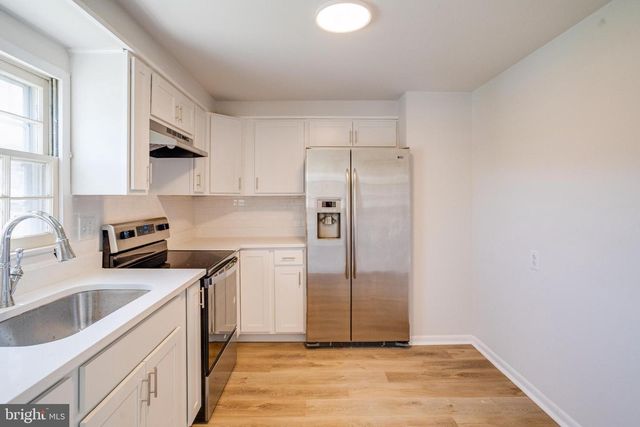 5611 CHELWYND RD, Halethorpe, MD 21227