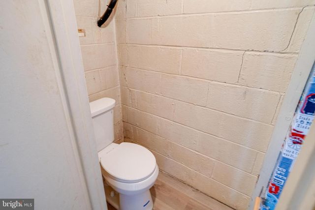 5611 CHELWYND RD, Halethorpe, MD 21227