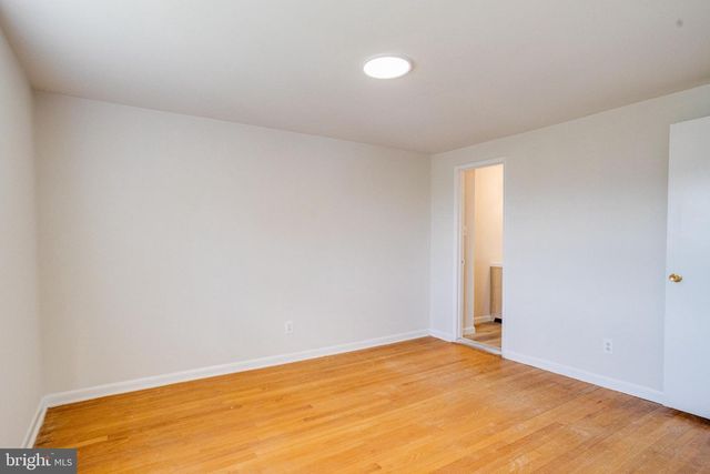 5611 CHELWYND RD, Halethorpe, MD 21227