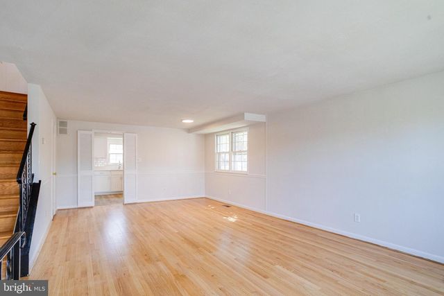 5611 CHELWYND RD, Halethorpe, MD 21227