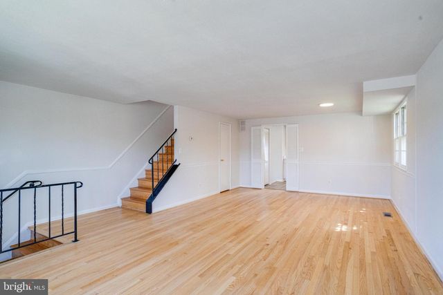 5611 CHELWYND RD, Halethorpe, MD 21227
