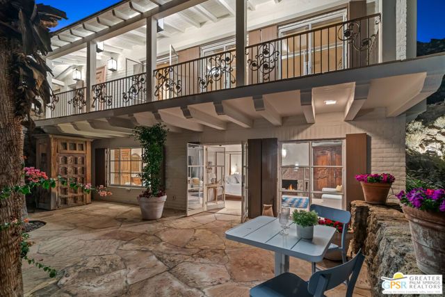 252 Ridge Road, Palm Springs, CA 92264