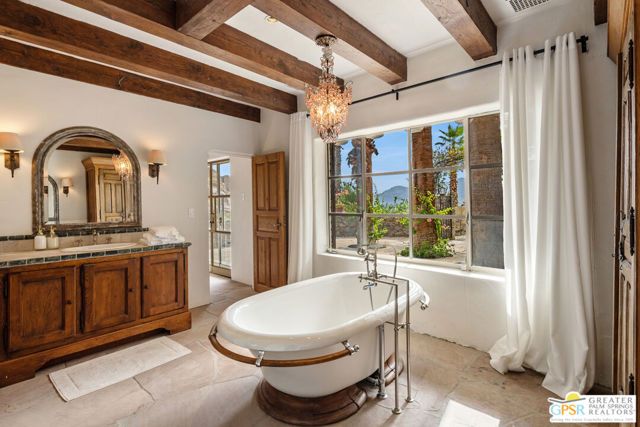 252 Ridge Road, Palm Springs, CA 92264