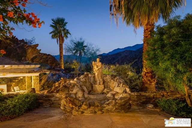 252 Ridge Road, Palm Springs, CA 92264