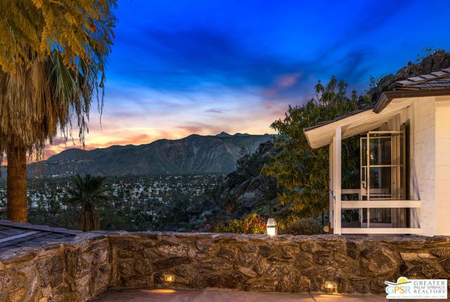 252 Ridge Road, Palm Springs, CA 92264