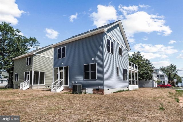 700 TAGGART ST, Colonial Beach, VA 22443