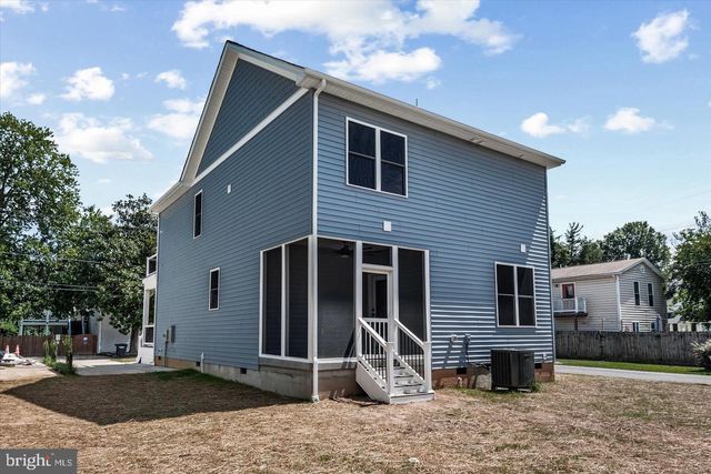 700 TAGGART ST, Colonial Beach, VA 22443