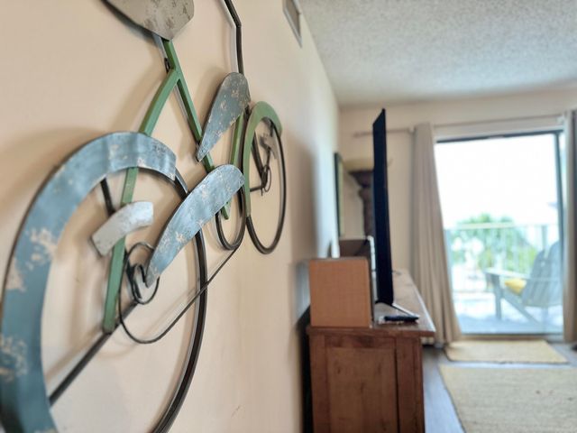 5801 Thomas Drive UNIT 305, Panama City Beach, FL 32408