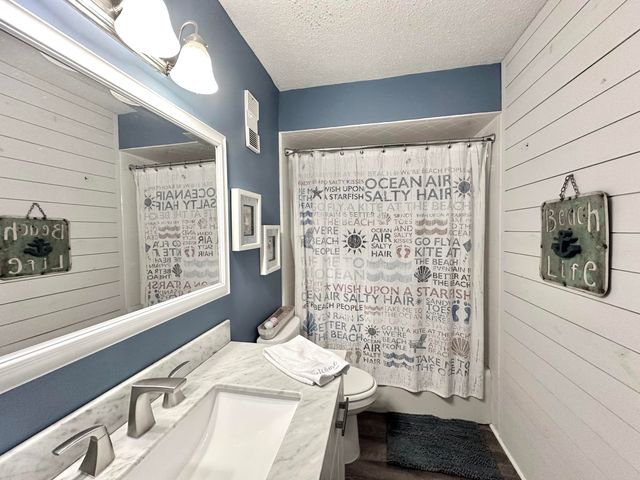 5801 Thomas Drive UNIT 305, Panama City Beach, FL 32408