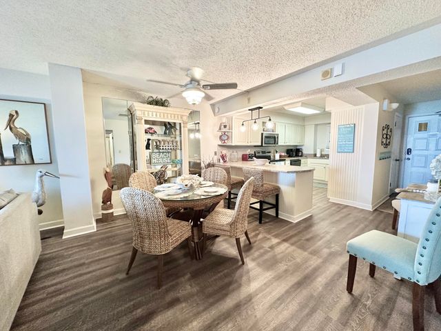 5801 Thomas Drive UNIT 305, Panama City Beach, FL 32408